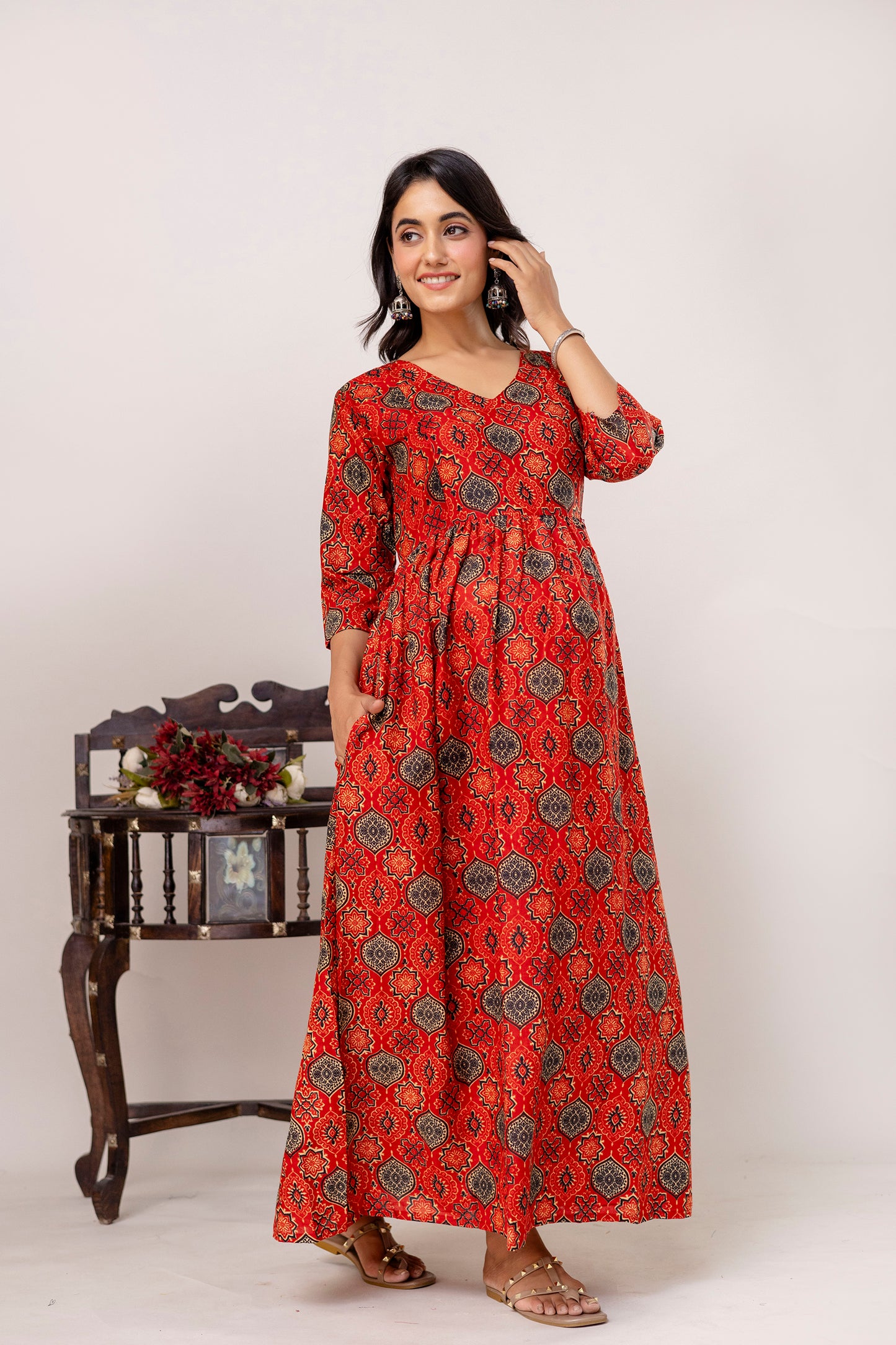 Buy 2 Get 1 Free - Deep Pockets, Hidden Feeding Zip & Adjustable Belt - Mughel Black, Red & Mustered